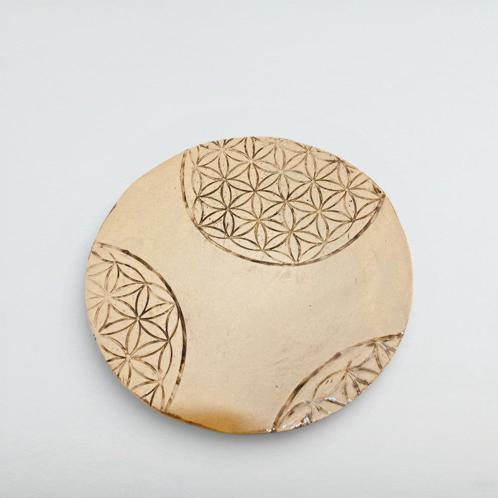 Dora Deco ochre serving bowl — handmade stoneware, one of a kind, photo 2