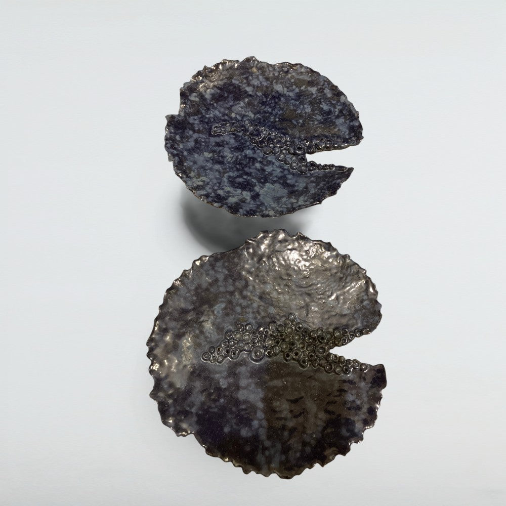 Dora Deco silver barnacle disc plates — handmade stoneware, one of a kind, photo 2