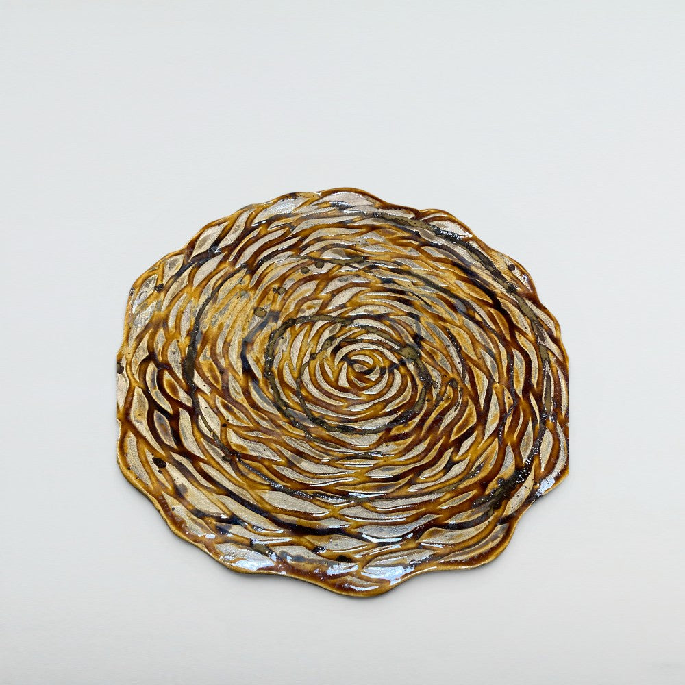 Dora Deco vortex-feather-plate — handmade stoneware, one of a kind, photo 2